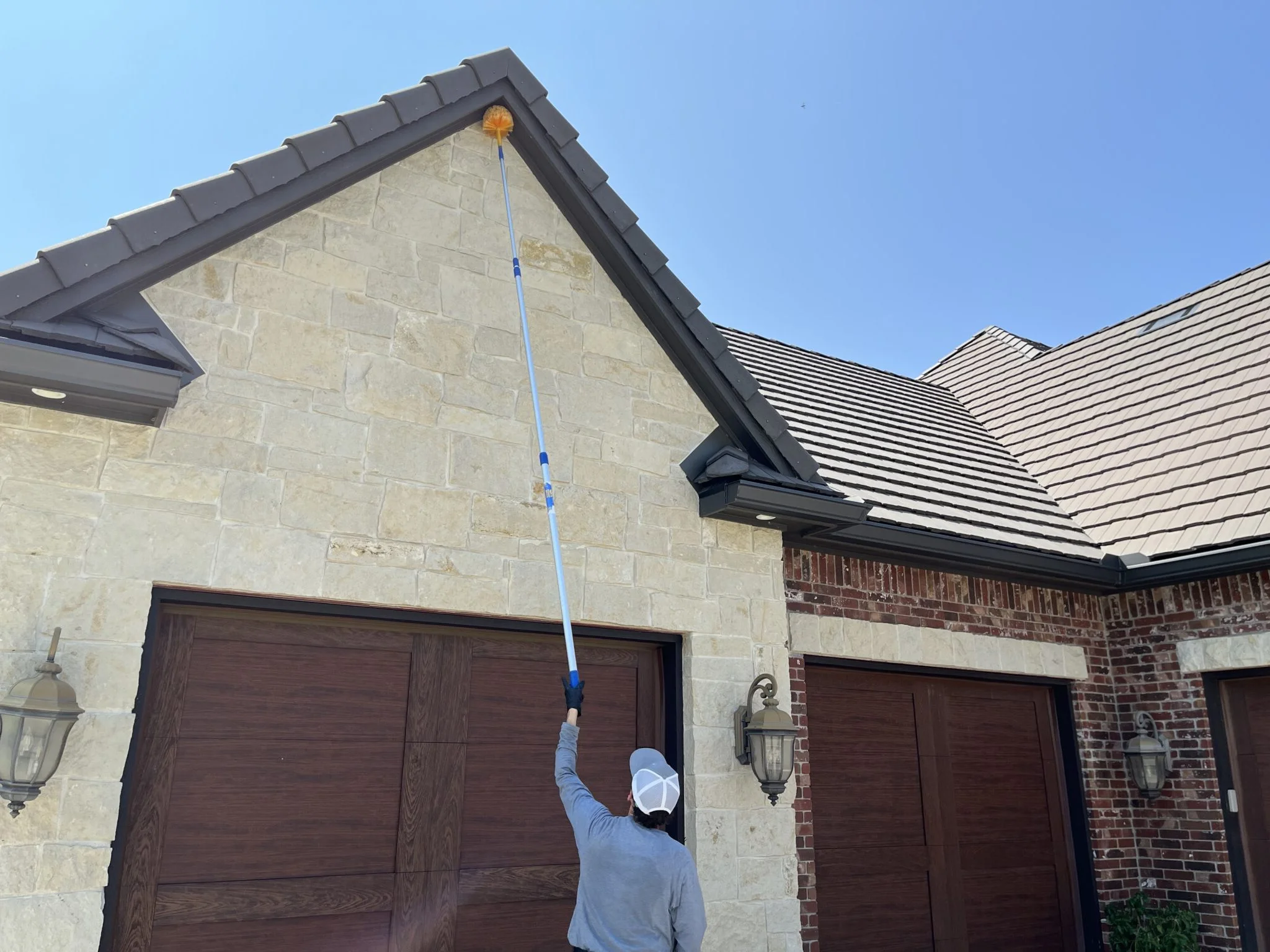 Sealing entry points to prevent ant access